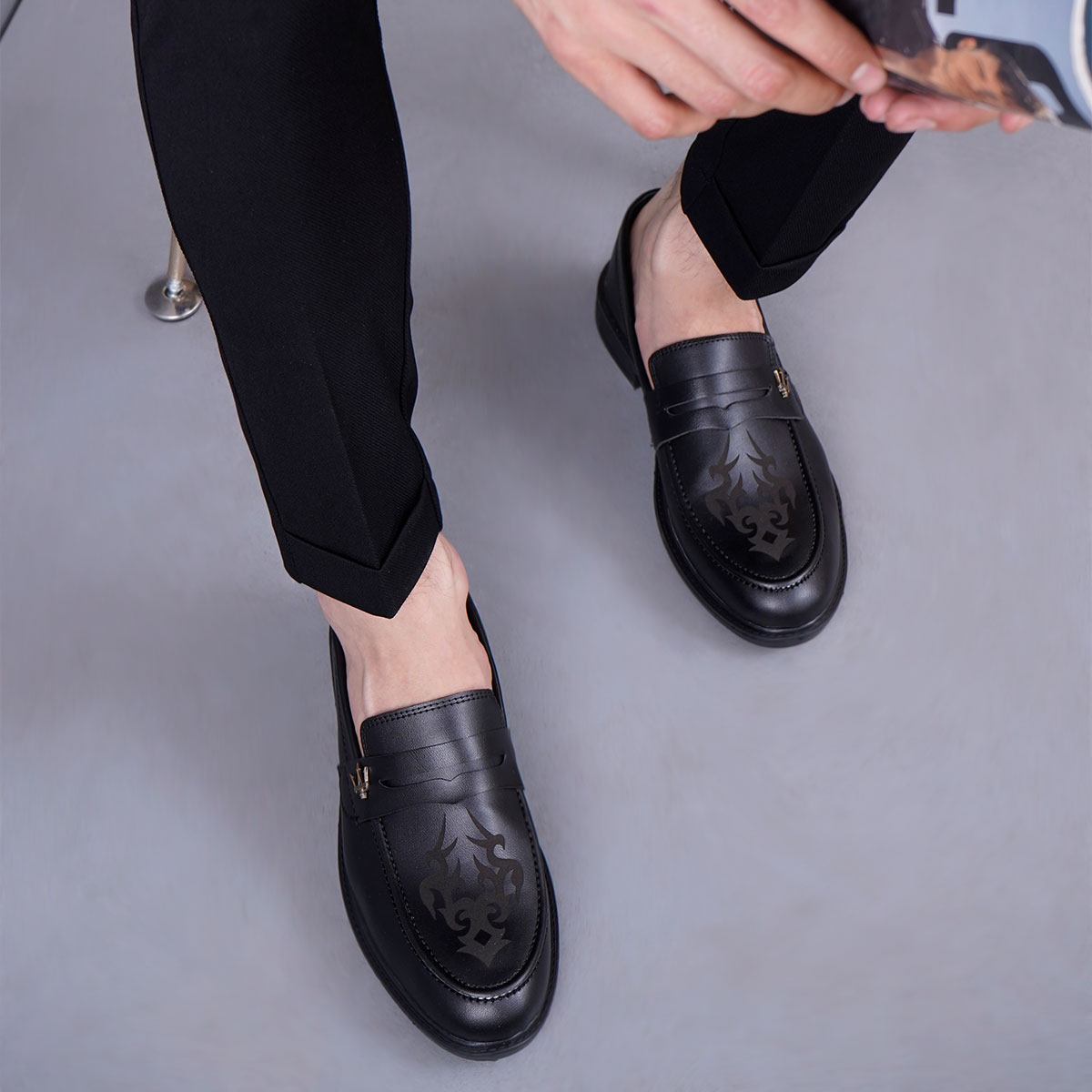 کالج مردانه طرح دار مشکی مدل Harin