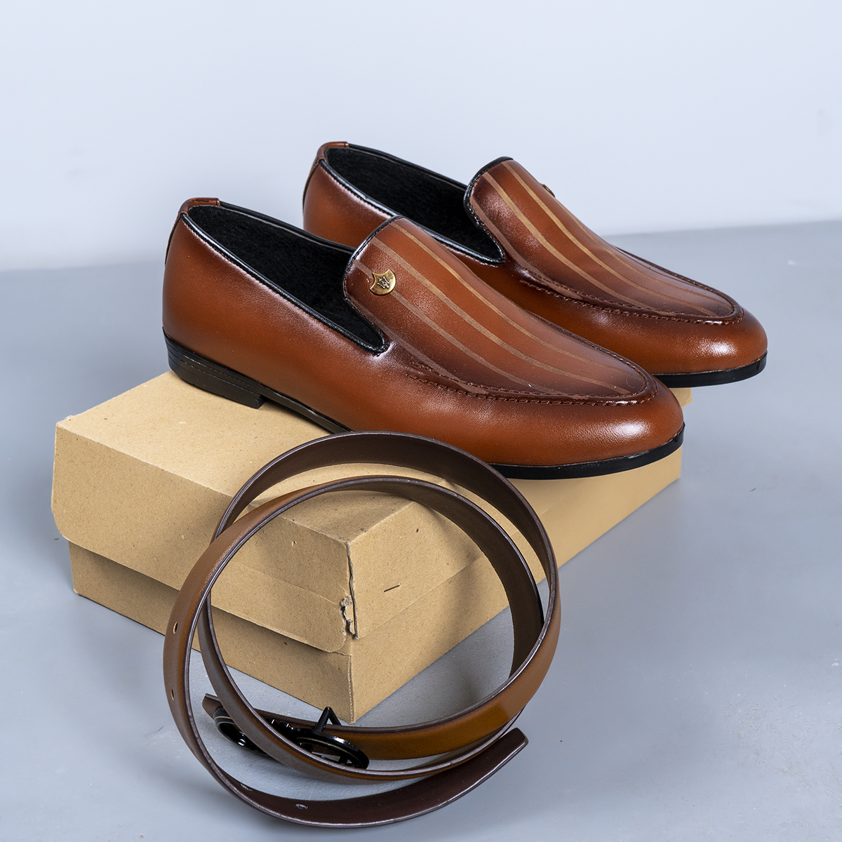 کفش کالج مردانه عسلی مدل Dever