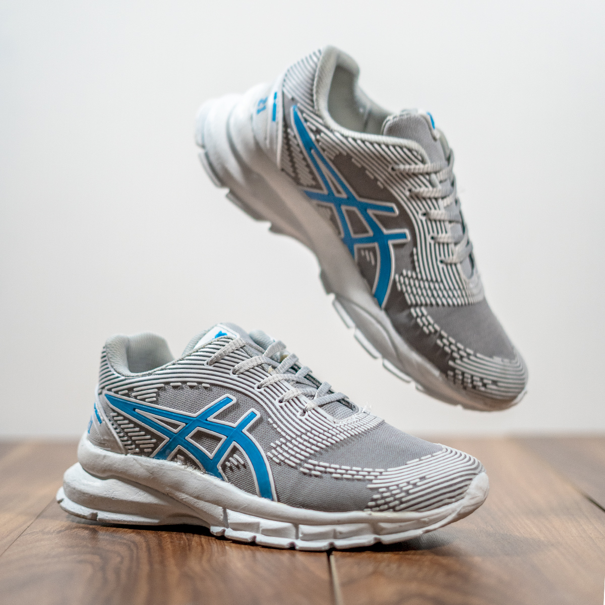 کفش ورزشی اسیکس مردانه طوسی مدل JAVER