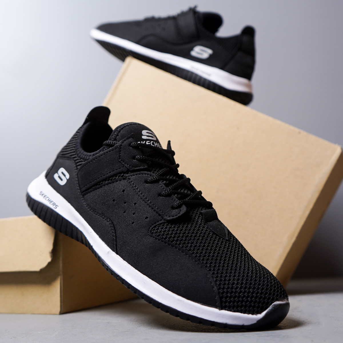 کفش مردانه SKECHERS مدل MIRAKEL رنگ مشکی