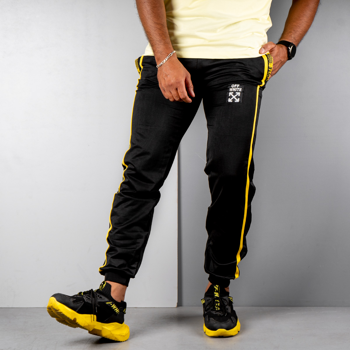 شلوار اسلش مردانه مشکی زرد مدل P62(T)