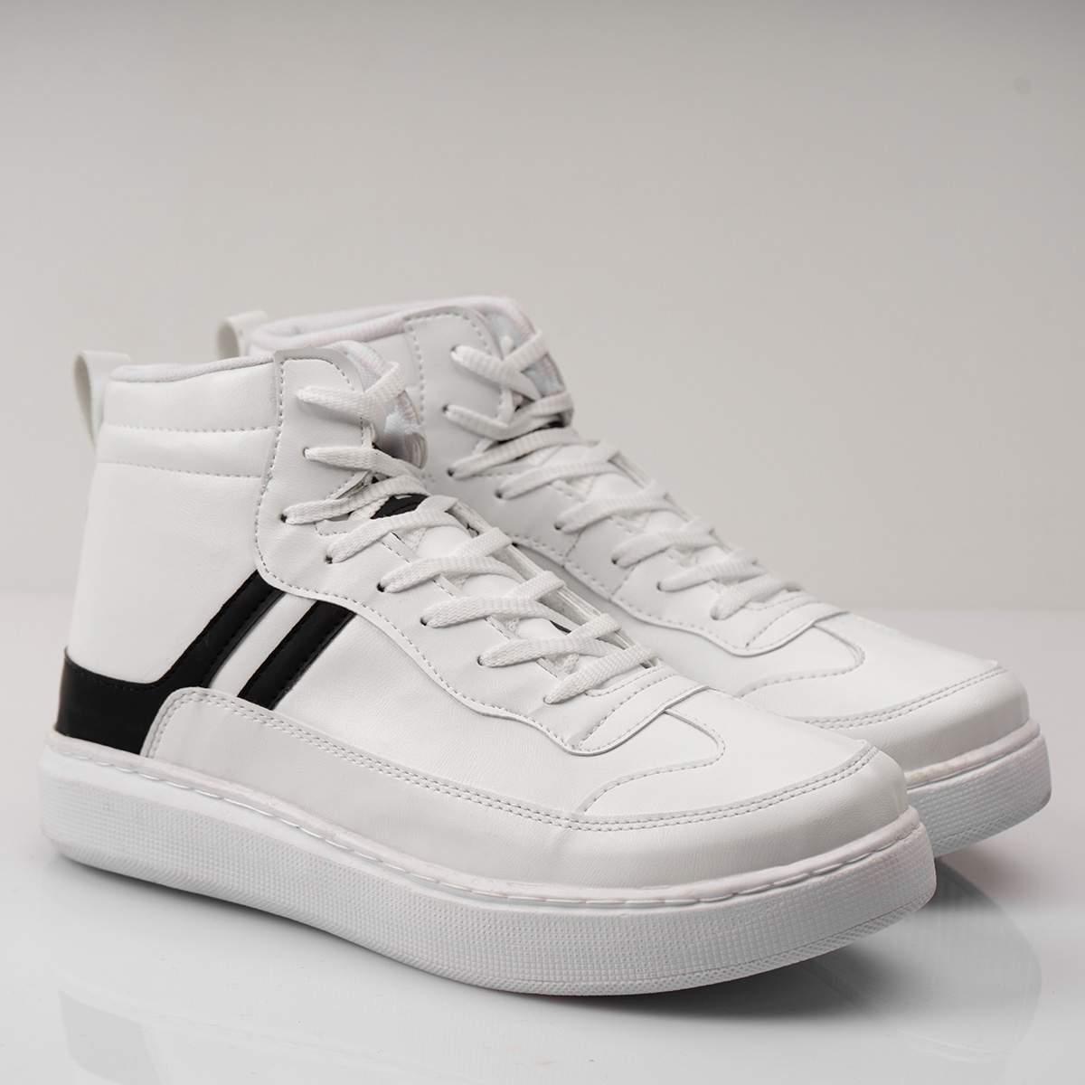 نیم بوت مردانه سفید مدلMiler