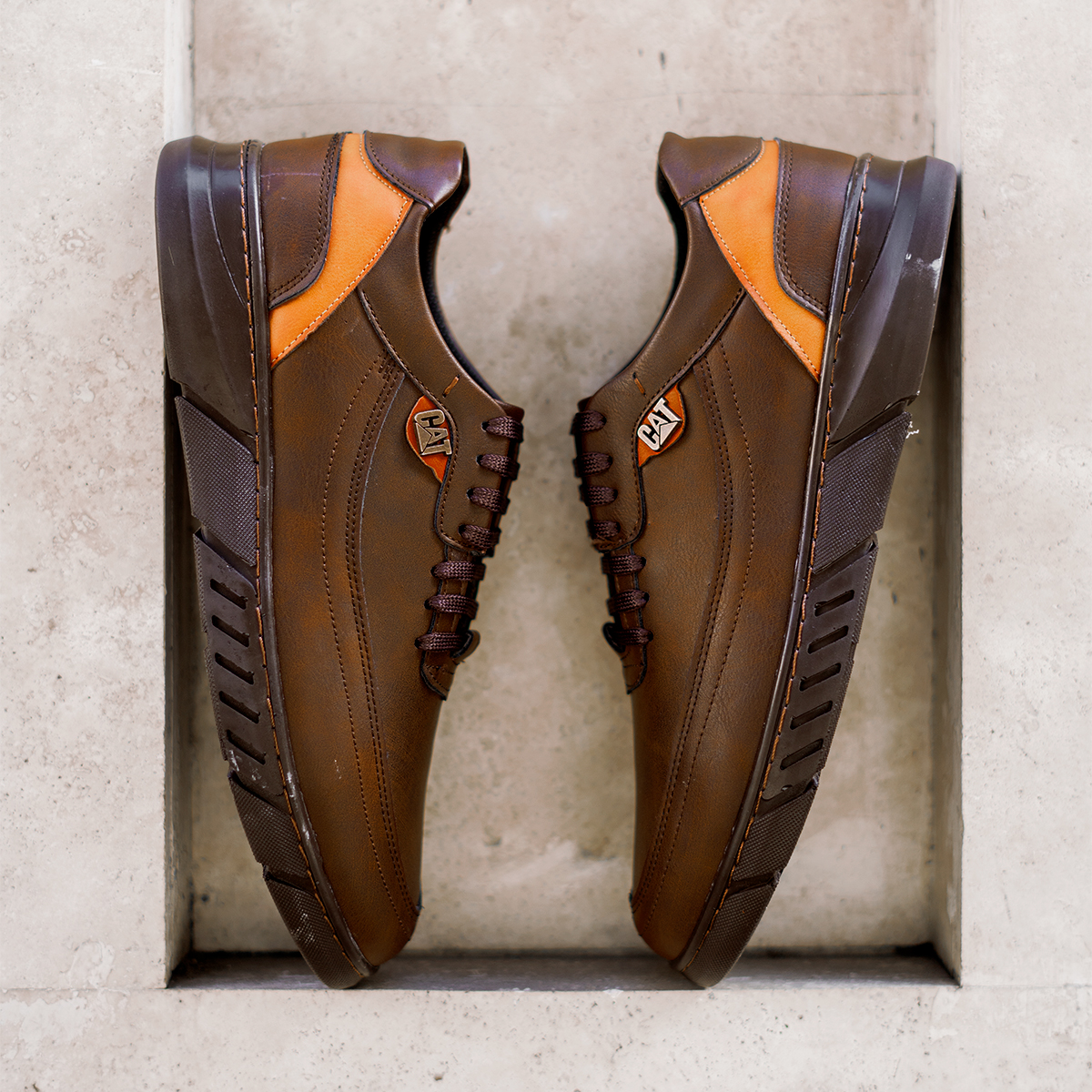 کفش تخت CAT مردانه قهوه ای مدل Bardin