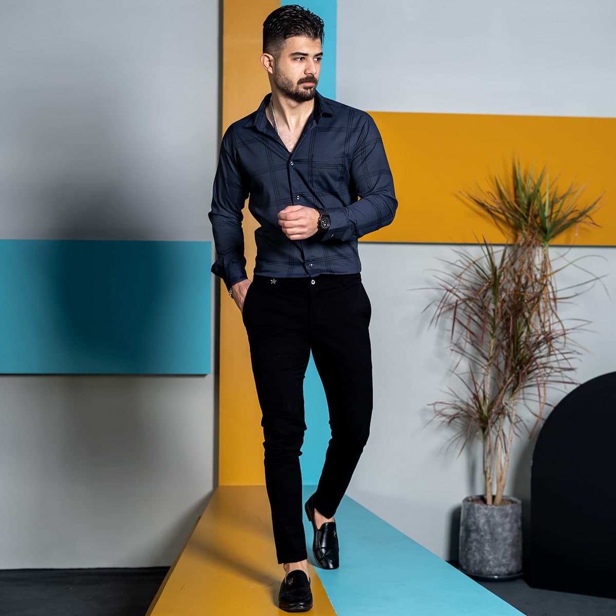 پیراهن مردانه چهارخونه سرمه ای مدل Ravin