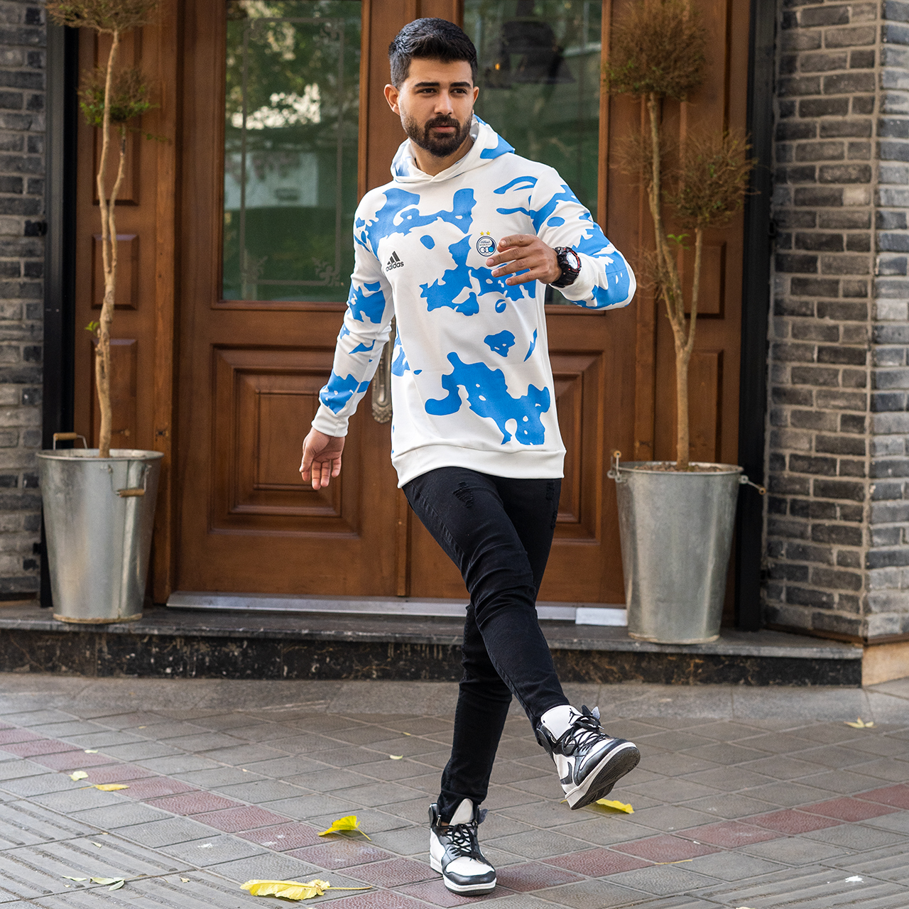 هودی استقلال طرح پلنگی سفید مردانه مدلW29