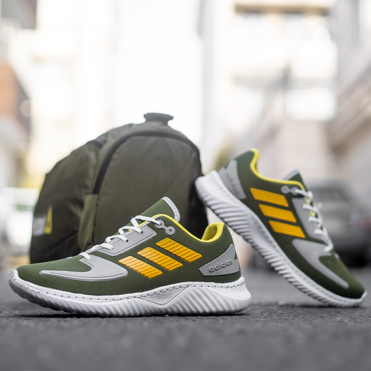 کفش ورزشی (T) آدیداس سبز زرد مردانه مدل atras