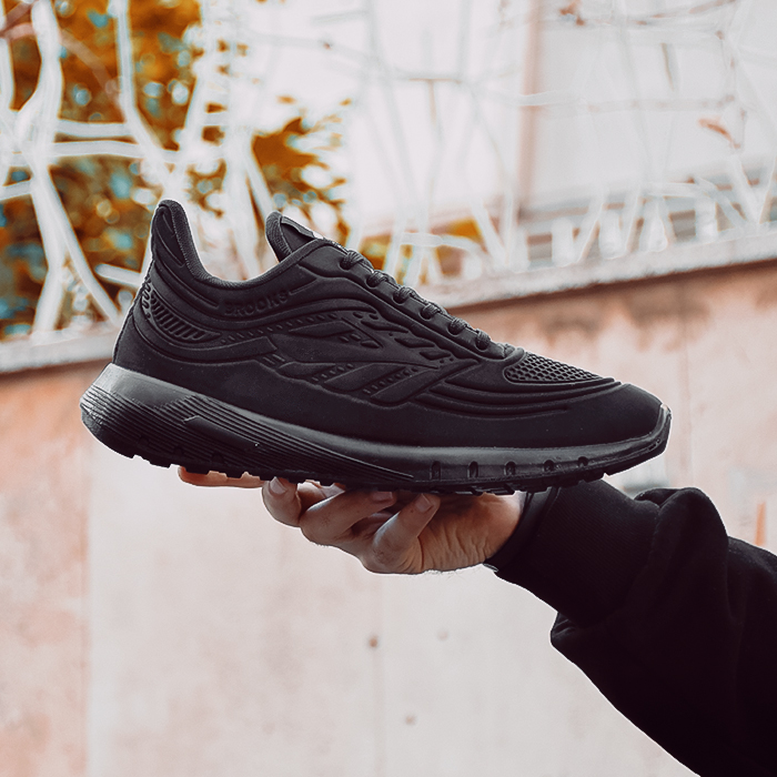 کفش ورزشی مردانه Brooks مشکی مدل SANO