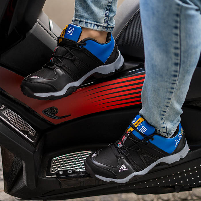 کفش ورزشی مردانه Adidas مشکی آبی مدل MIVA