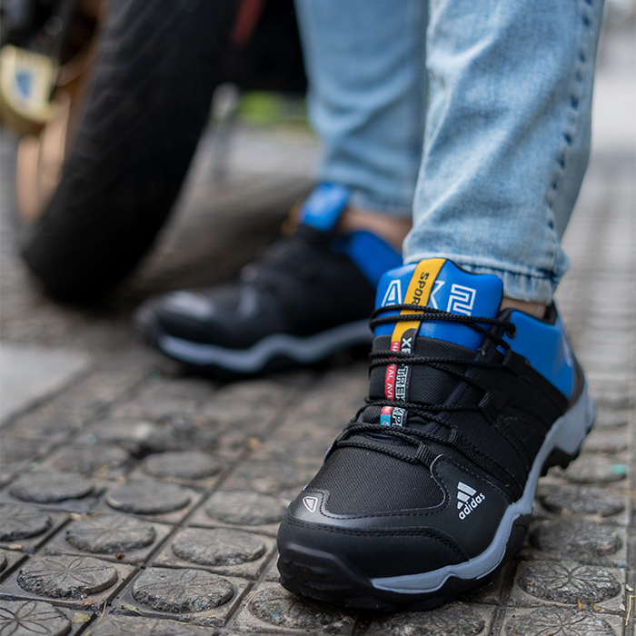 کفش ورزشی مردانه Adidas مشکی آبی مدل MIVA