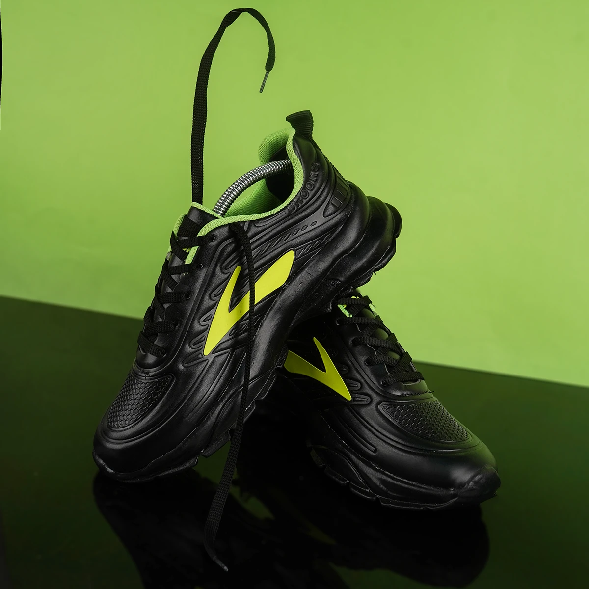 کفش ورزشی مردانه مشکی سبز مدل Padman