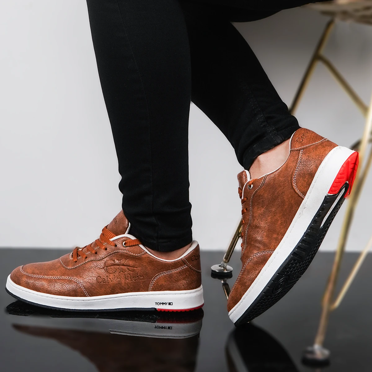 کفش تخت مردانه عسلی مدل CALVIN KLEIN