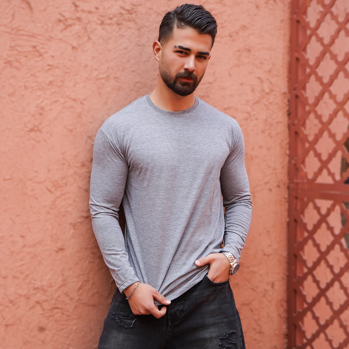 تیشرت آستین بلند طوسی مردانه مدل Vala