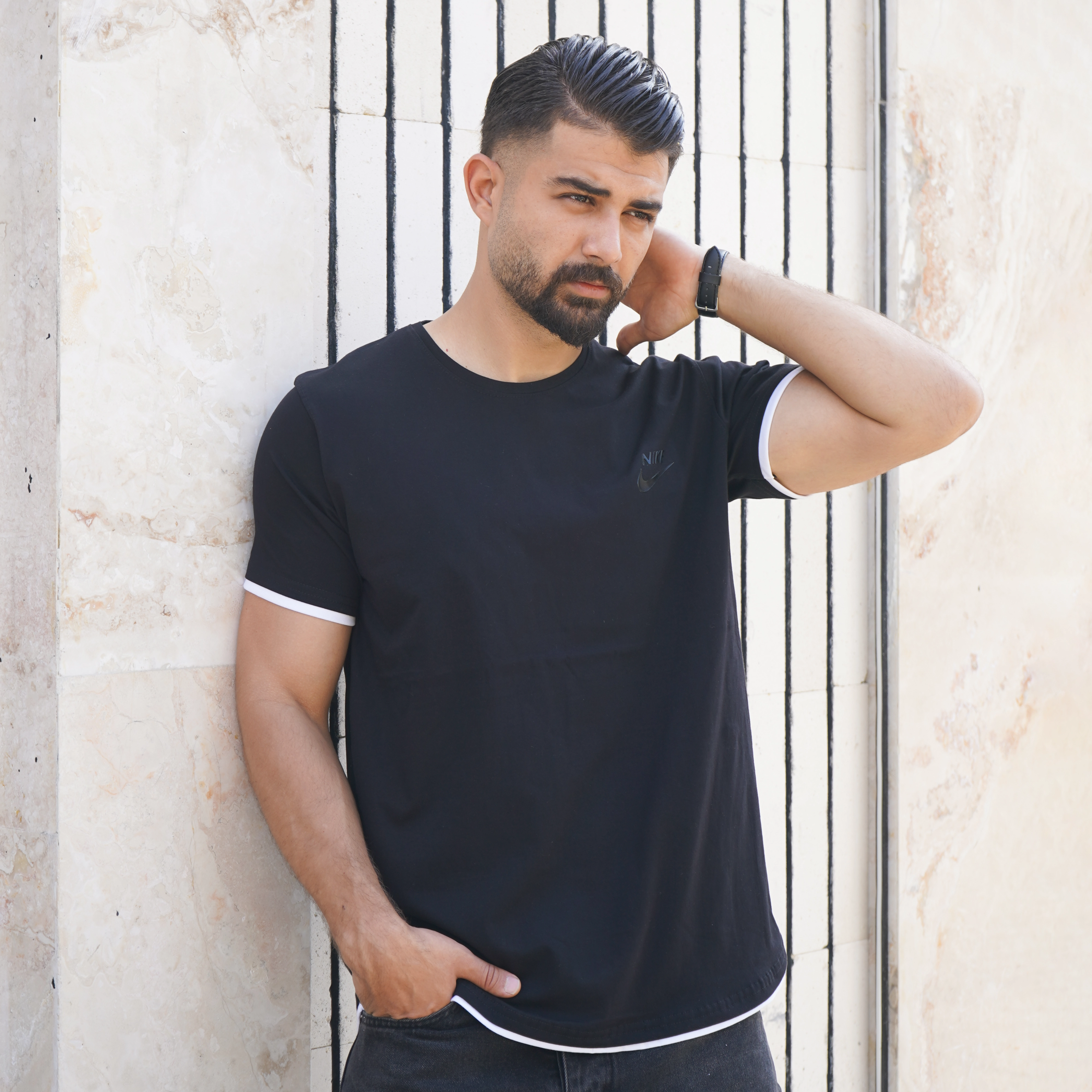 تیشرت یقه گرد مشکی مردانه مدل kamyar