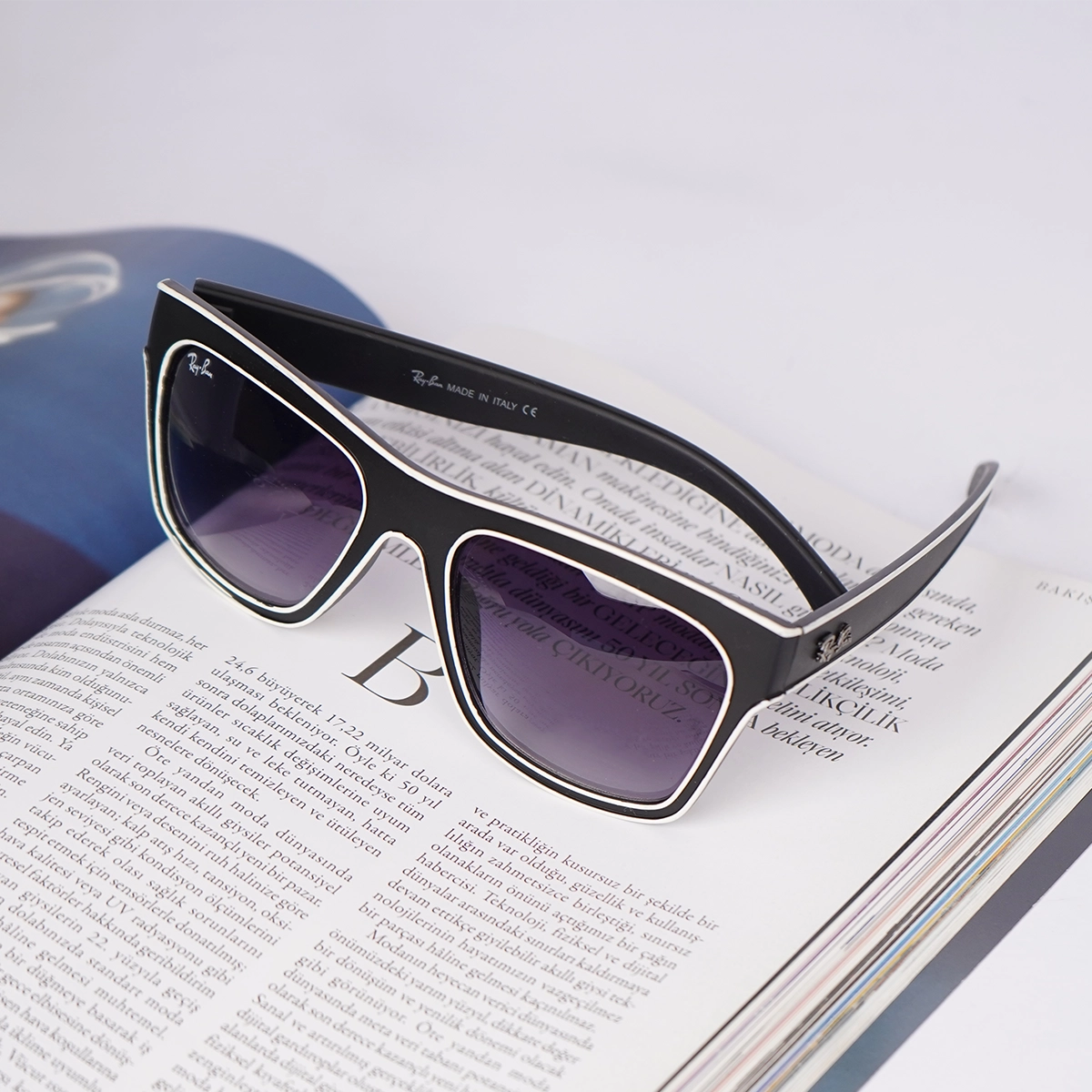 عینک آفتابی فریم مشکی مدل Tilda