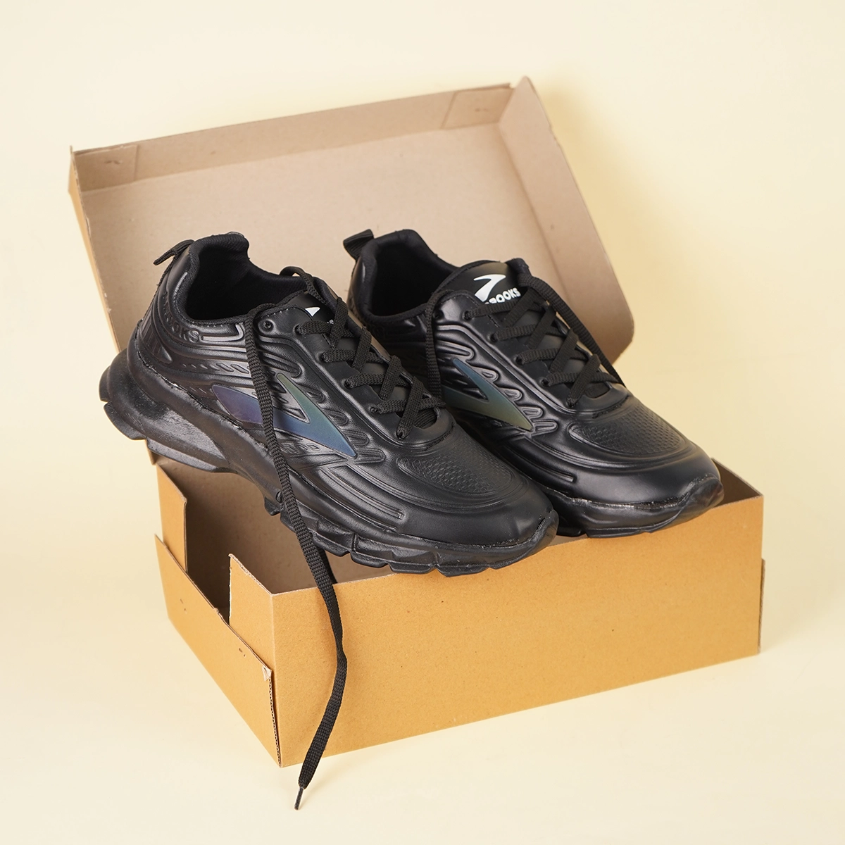 کفش ورزشی مردانه مشکی مدل Padman