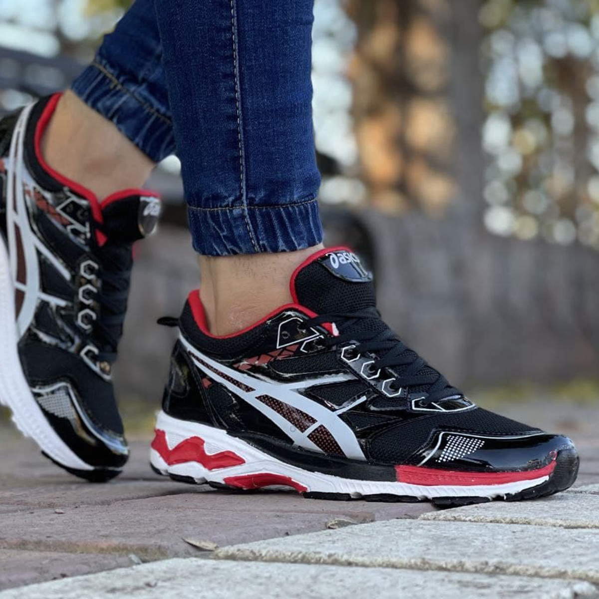 کفش ورزشی مردانه مشکی قرمز مدلRadman