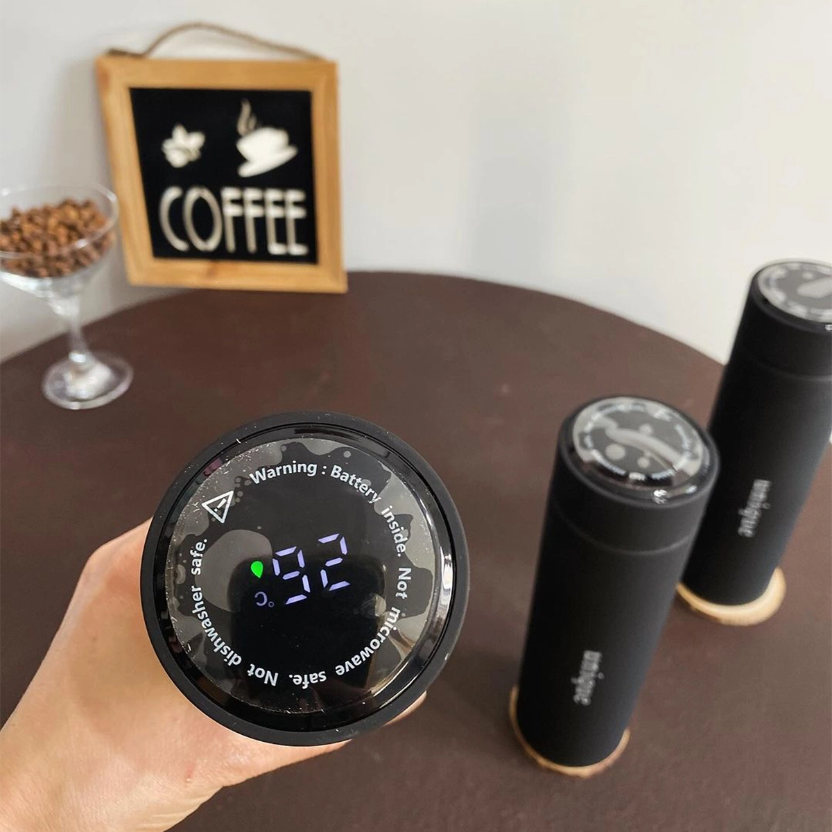 فلاسک مسافرتی دماسنج دار مدل unique