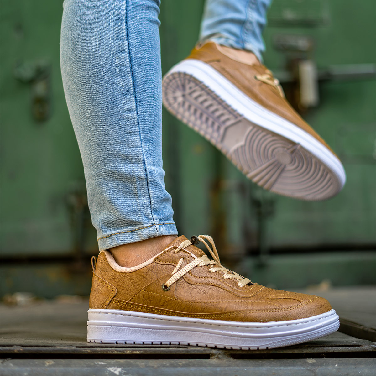 کفش سوگو مردانه خردلی مدل java