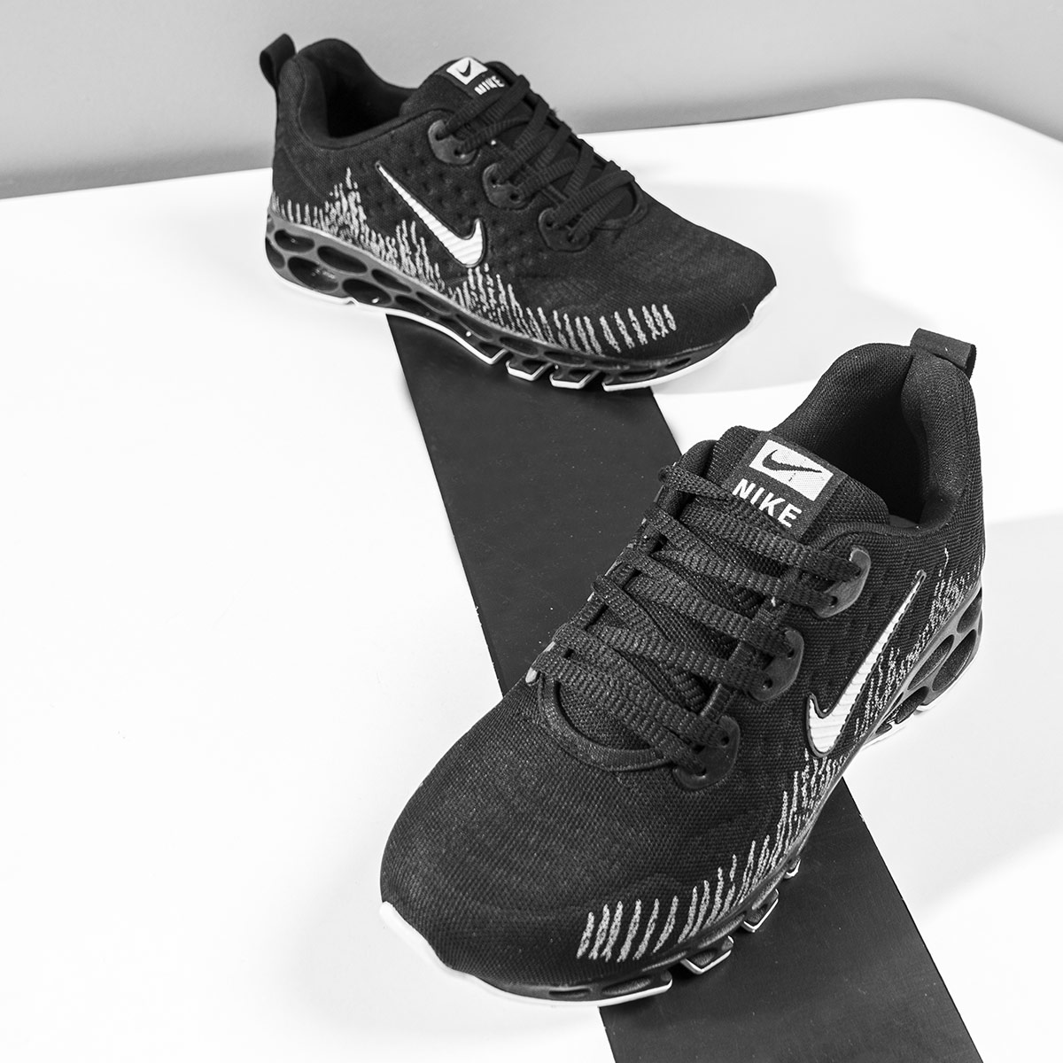 کفش ورزشی Nike مردانه مشکی مدلAylan