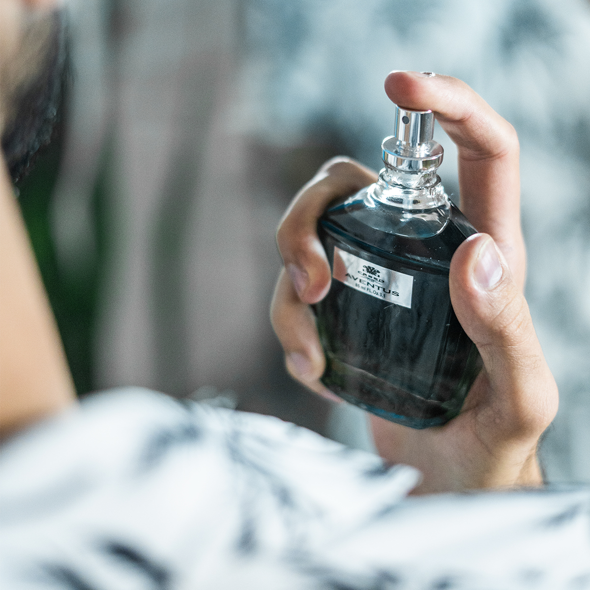 عطر مردانه Aventus