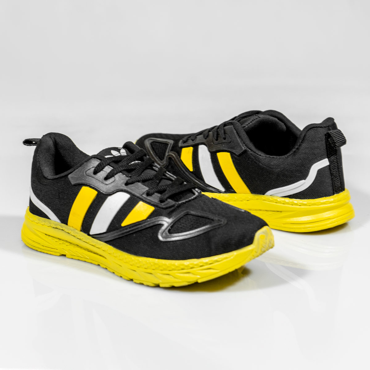 کفش ورزشی Adidas مردانه مدل Barak