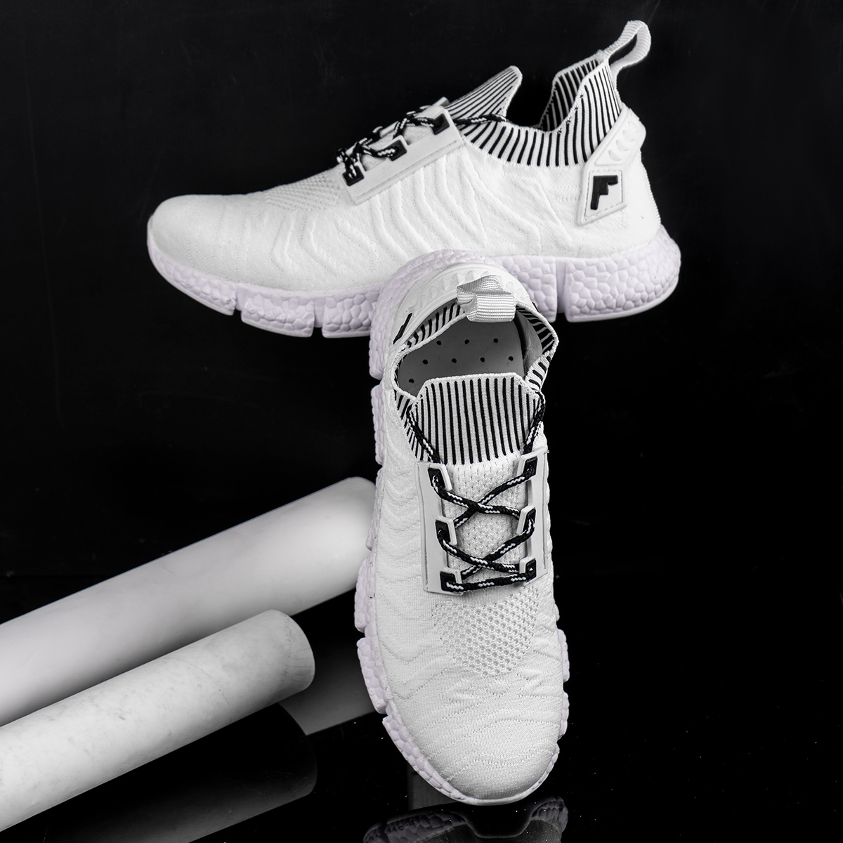 کفش ورزشی مردانه سفیدمدل zebra